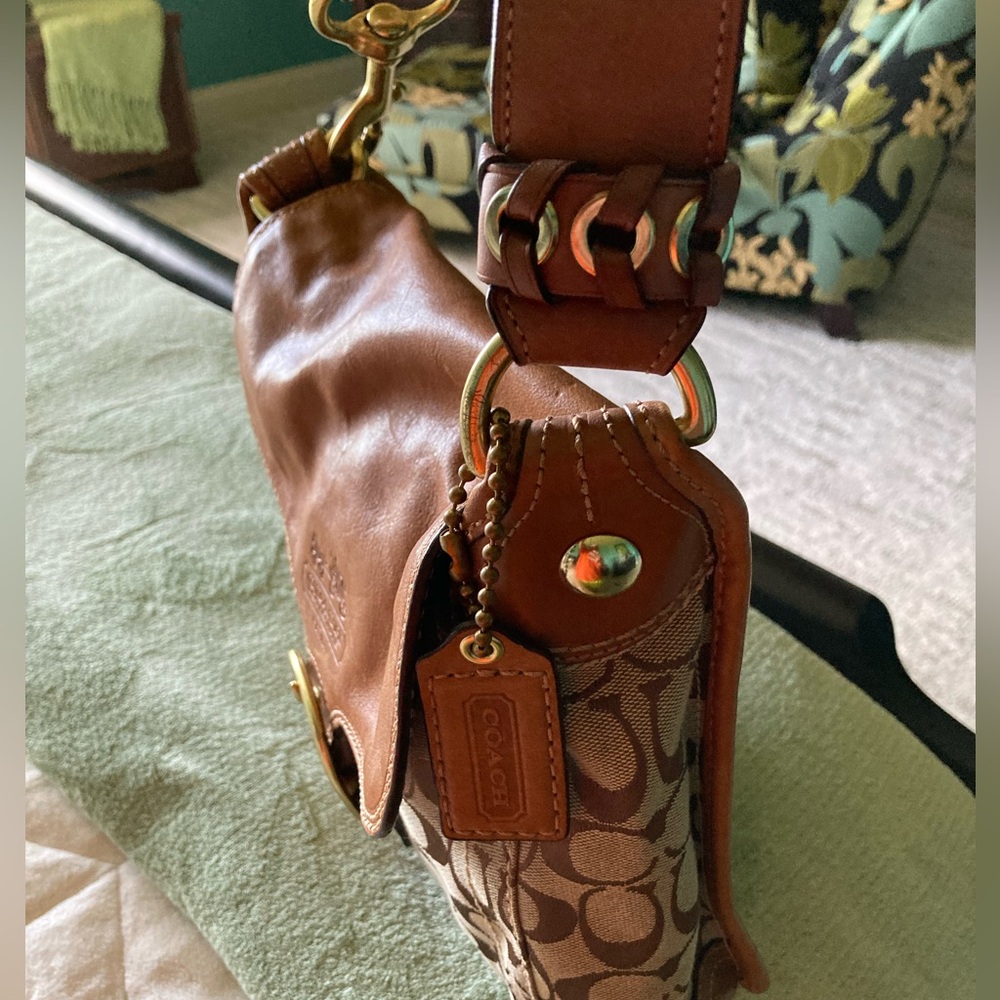 Authentic Coach Purse - Picture 7 of 16